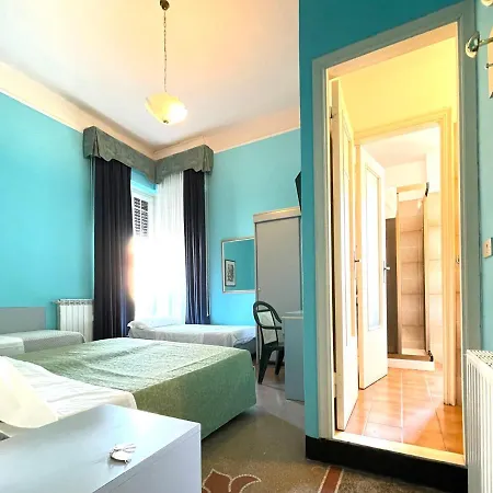 Doria Hotel *