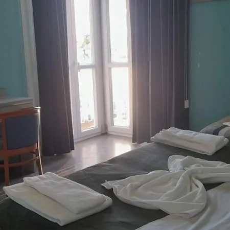 Hotel Doria *