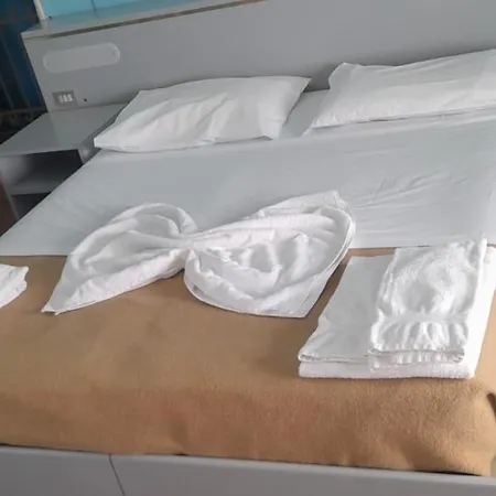 Doria מלון קיאברי