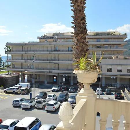 מלון Doria קיאברי